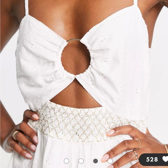 Bloggers Favorite white romper dress - Picture 2 of 5